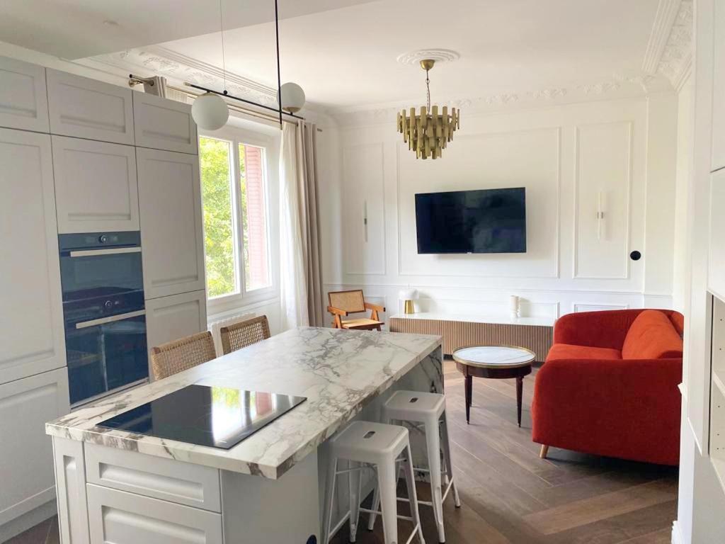 Le Petit Versailles - Appartement Centre Grenoble Exteriör bild